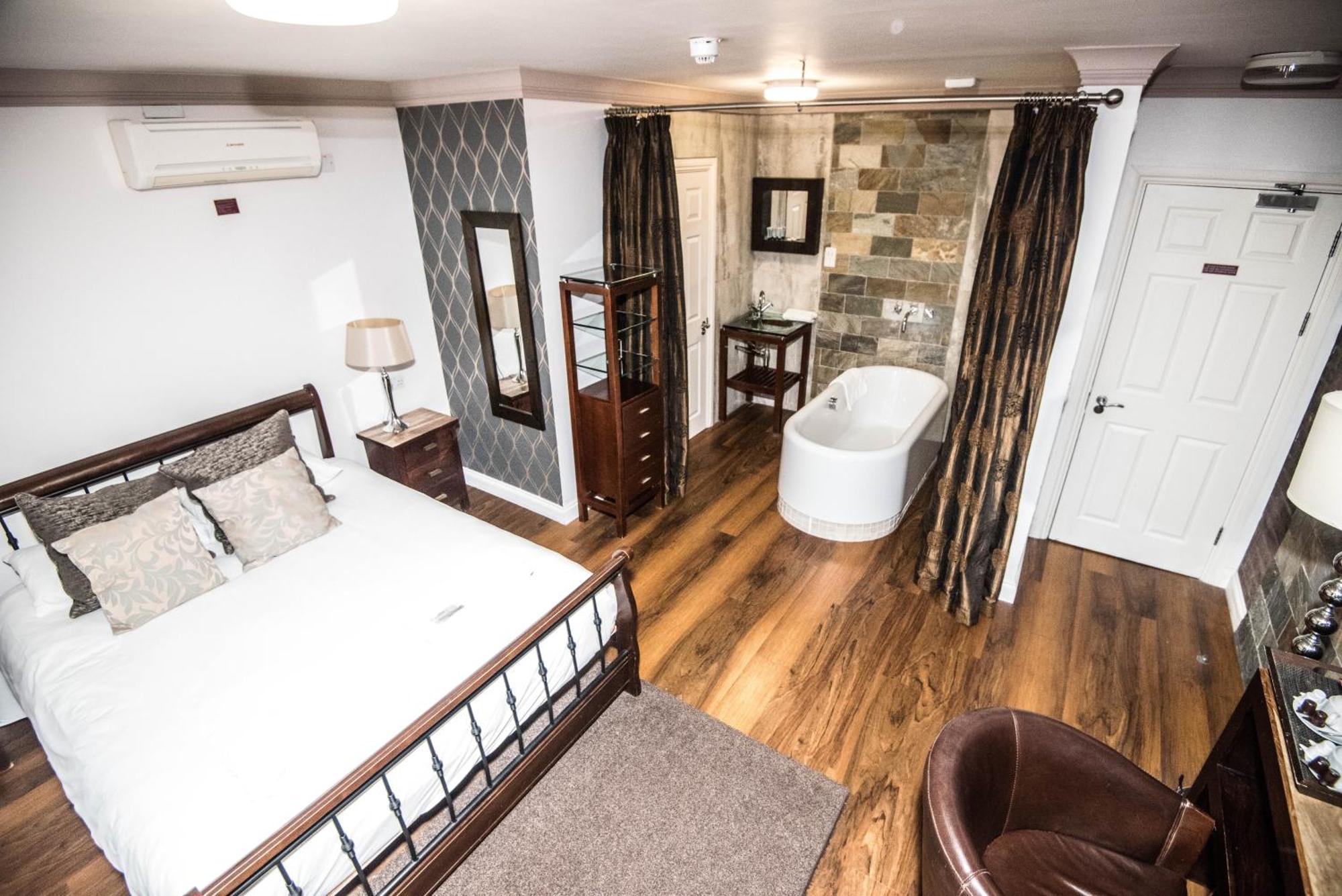 Leaside Hotel لوتون الغرفة الصورة