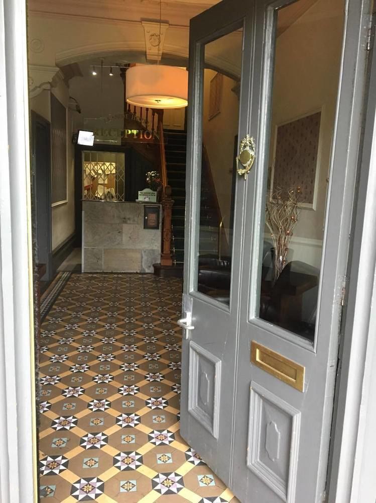 Leaside Hotel لوتون المظهر الخارجي الصورة