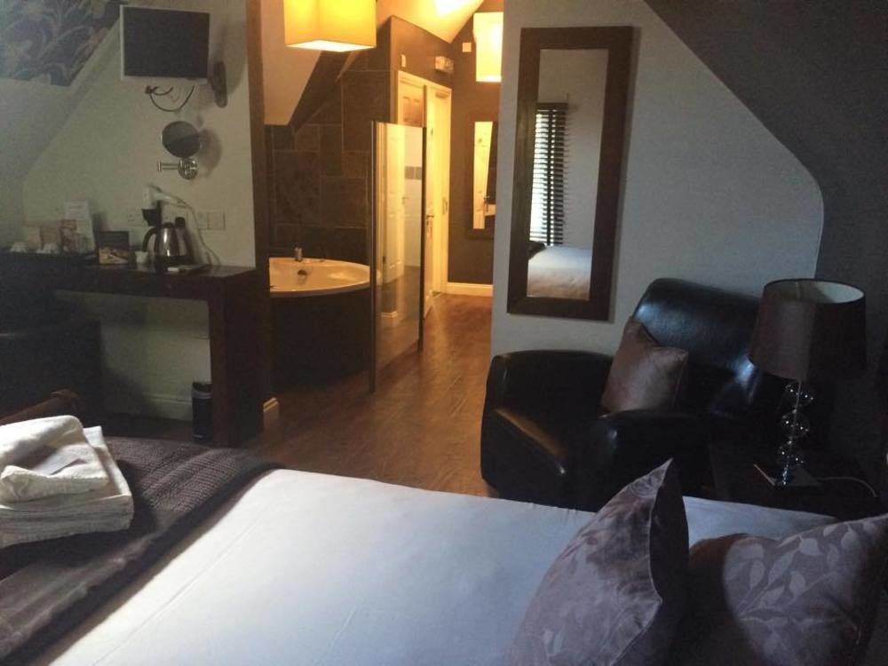 Leaside Hotel لوتون المظهر الخارجي الصورة