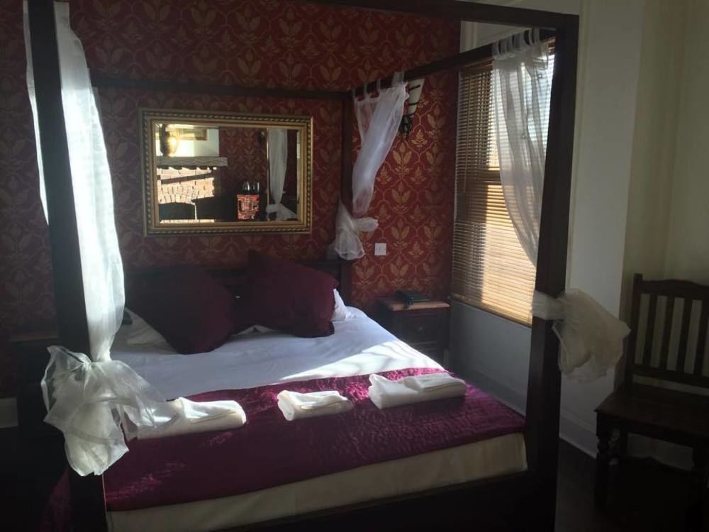 Leaside Hotel لوتون المظهر الخارجي الصورة