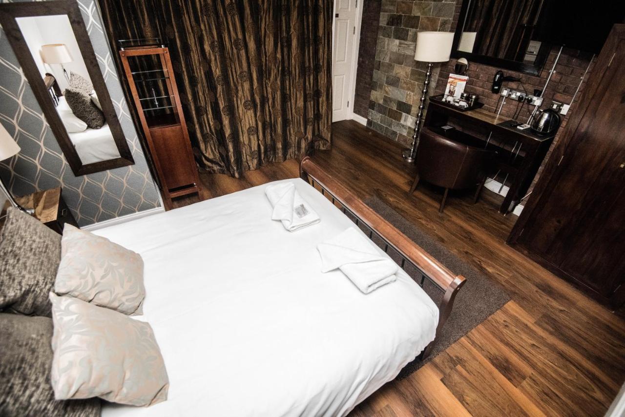 Leaside Hotel لوتون الغرفة الصورة
